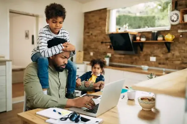 11,600+ Dad Working From Home Stock Photos, Pictures & Royalty-Free Images  - iStock | Dad working from home with kids, Mom and dad working from home, Dad  working from home with kid