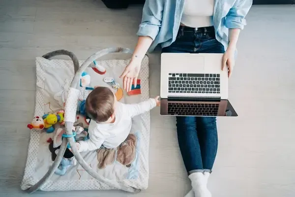 158,208 Baby Working Royalty-Free Images, Stock Photos & Pictures |  Shutterstock